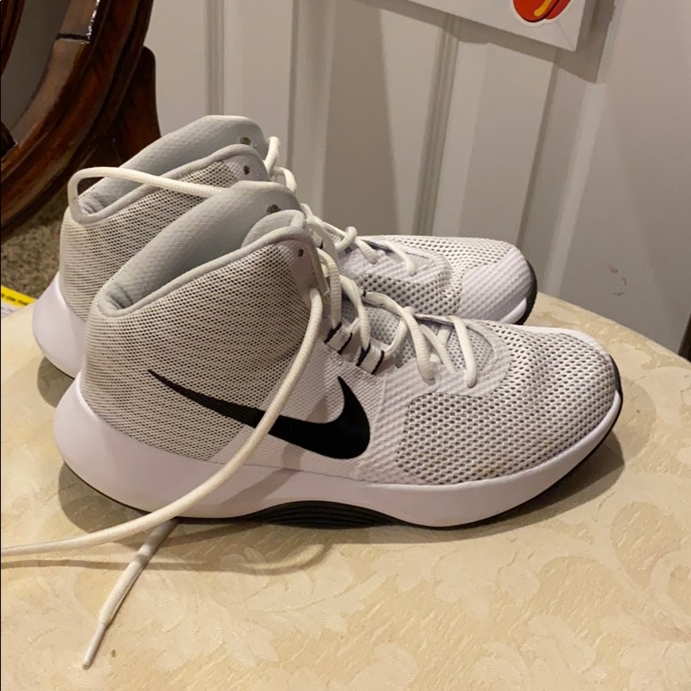 Nike air precision basketball shoes